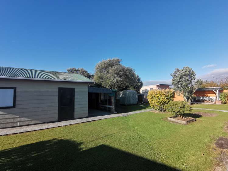 124 Davie Street Hokitika_25