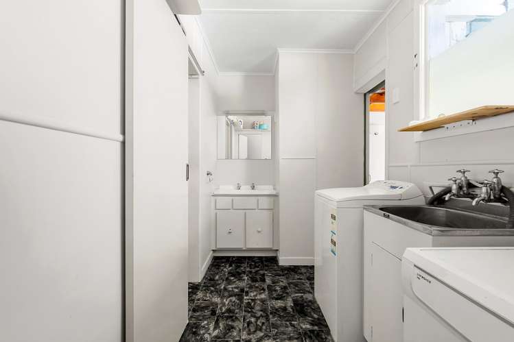 11 Huka Street Taupo_21