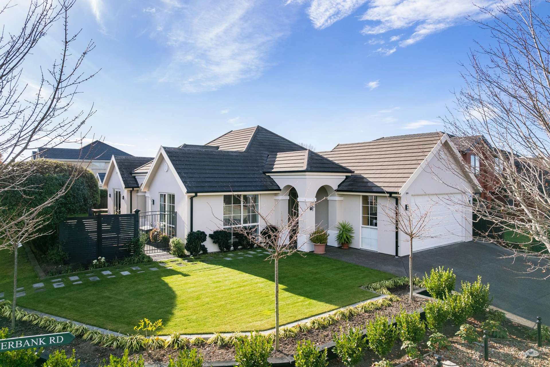 2 Applefield Court Northwood_0