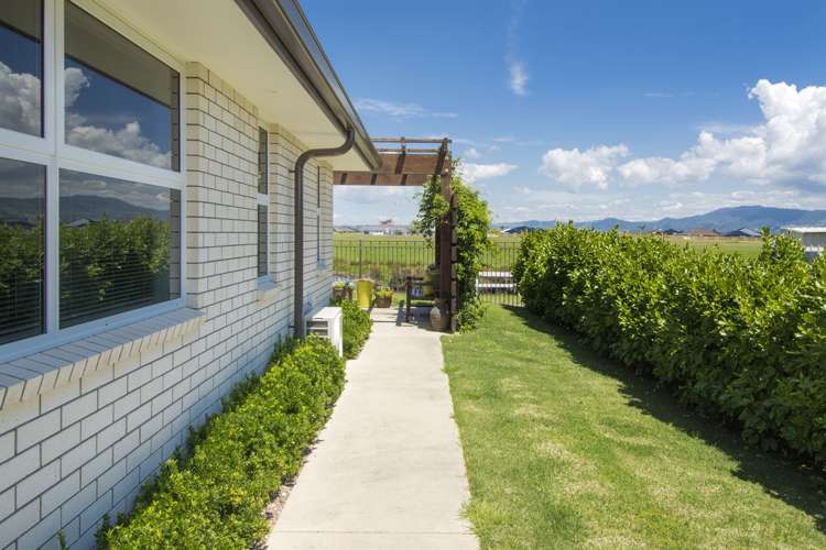 39 Balboa Key Papamoa_24