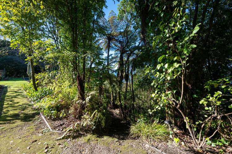 18 & 20 Te Toroa Drive Lake Tarawera_28