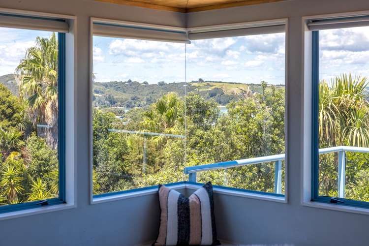 8 Dickson Road Surfdale_8