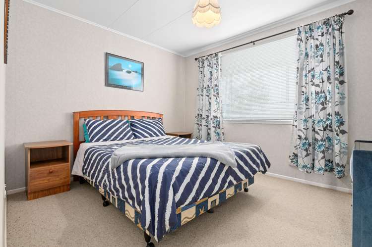 44 Macdonald Road Glenview_14