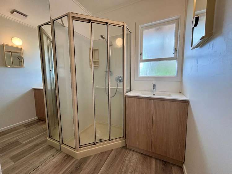 212 Lake Road Northcote_12