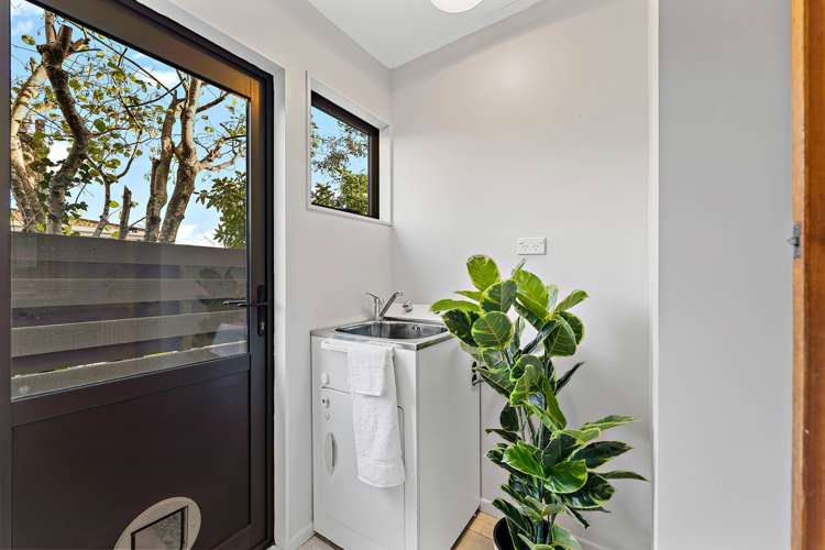 13 Macdonell Street Hilltop_13