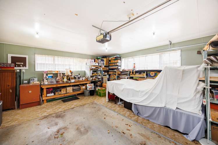 7 Woodfield Avenue Roslyn_25