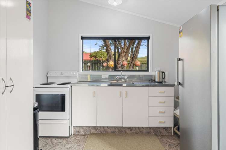 7 Rauparaha Street Marokopa_9