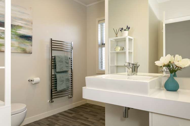 3 Maison Way Rangatira Park_16