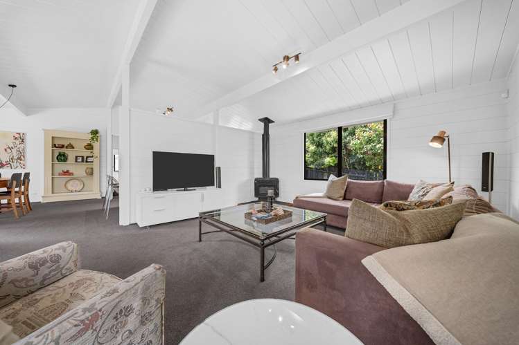 17 Chablis Place_4