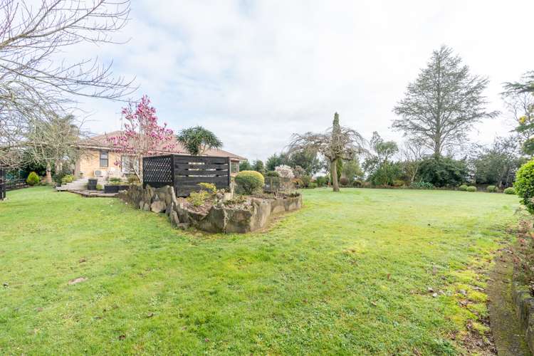 802 Tuhikaramea Road Ngahinapouri_60