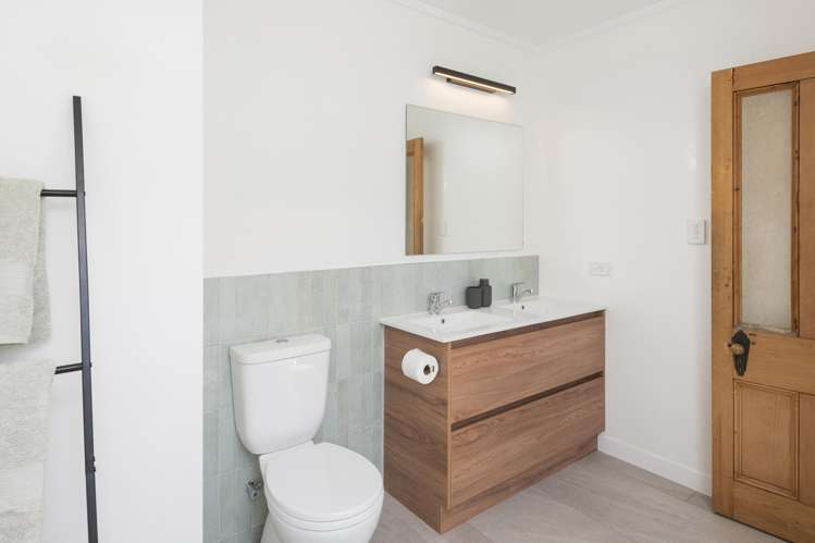 128 Lysnar Street Okitu_17