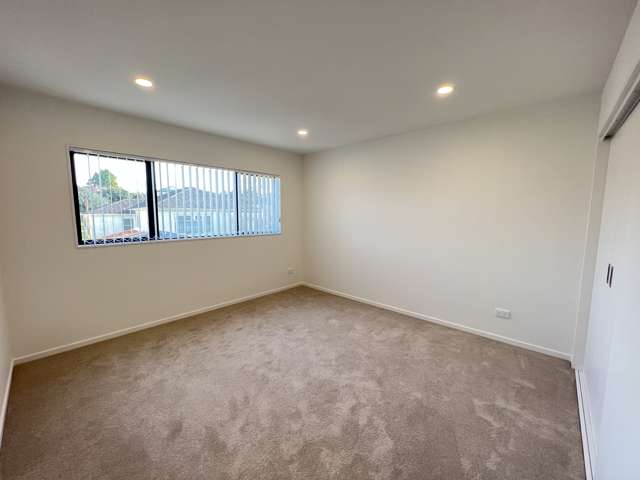 9 Paku Lane Mount Wellington_3