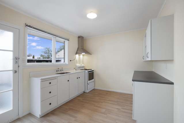 2/85 Hills Road Edgeware_4