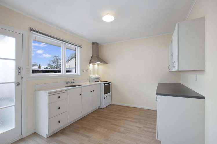 2/85 Hills Road Edgeware_4