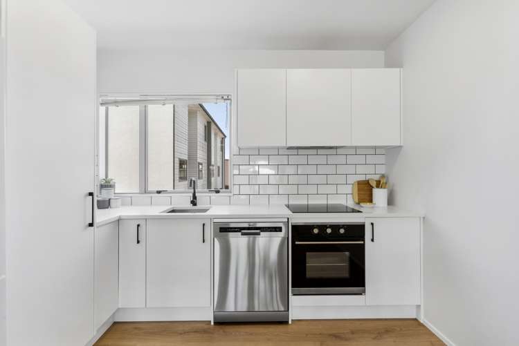 62/7 Kelvin Hart Drive East Tamaki_8