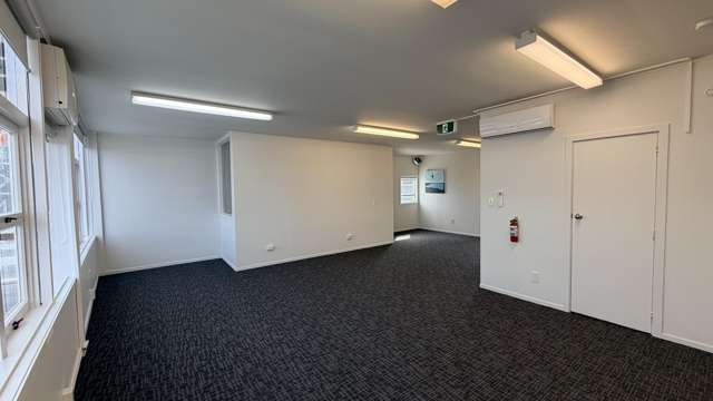 Shop 3,424 Lake Road Takapuna_3