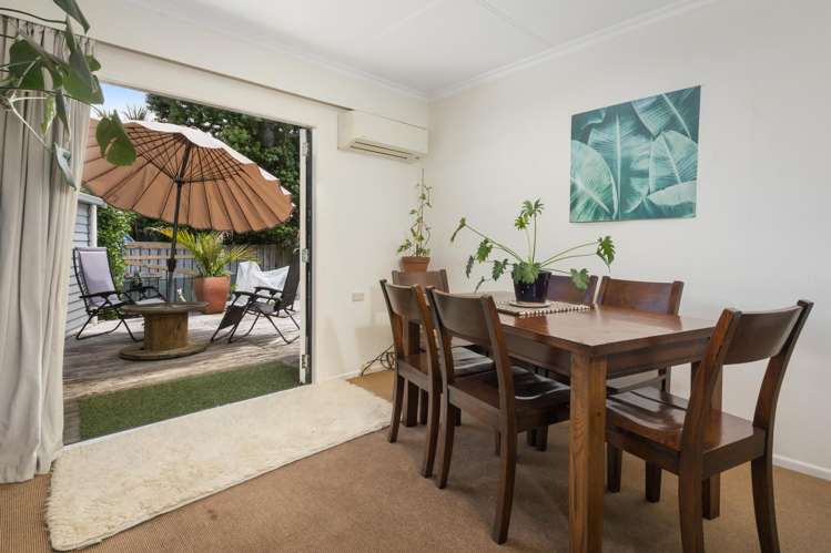 11 Roretana Drive Athenree_7