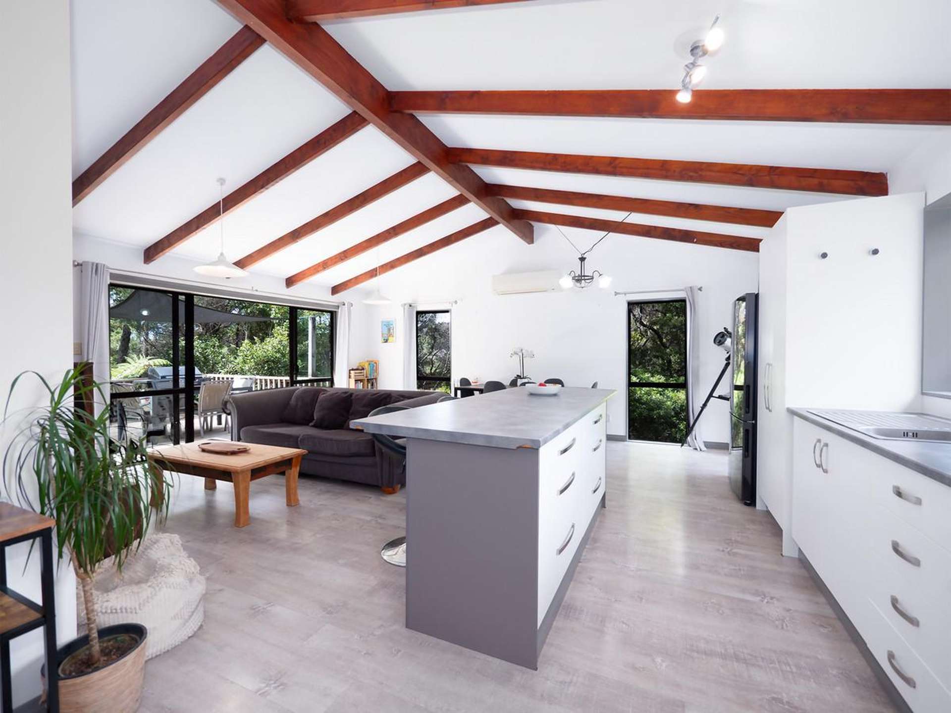 86 School Road Paihia_0
