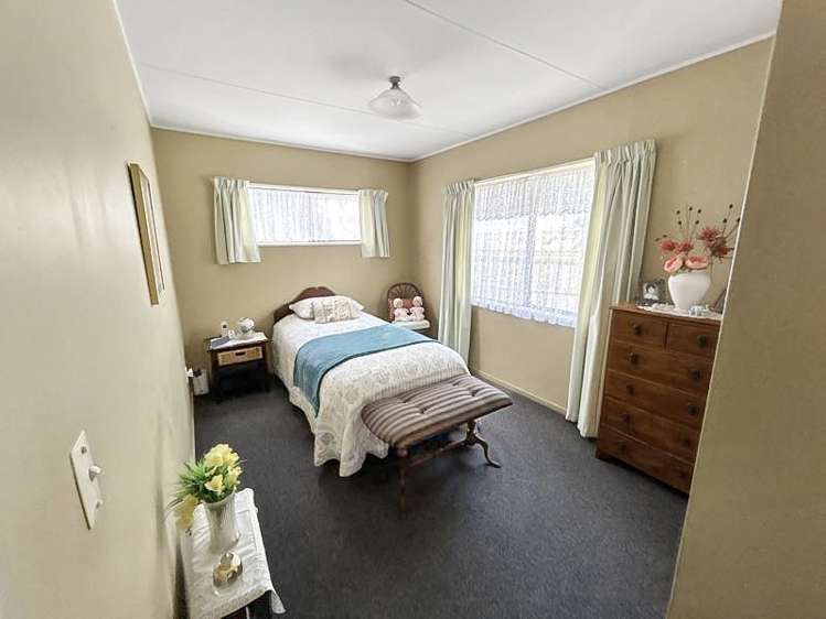 18 Baillie Crescent 10114_4