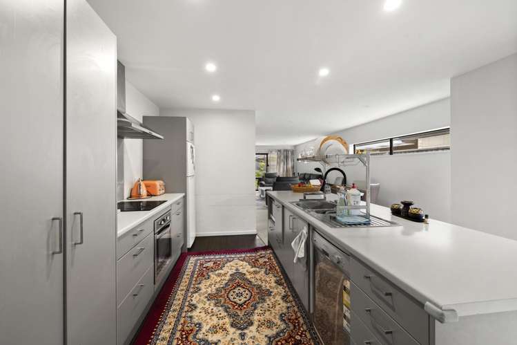 27 Philippe Avenue Yaldhurst_5