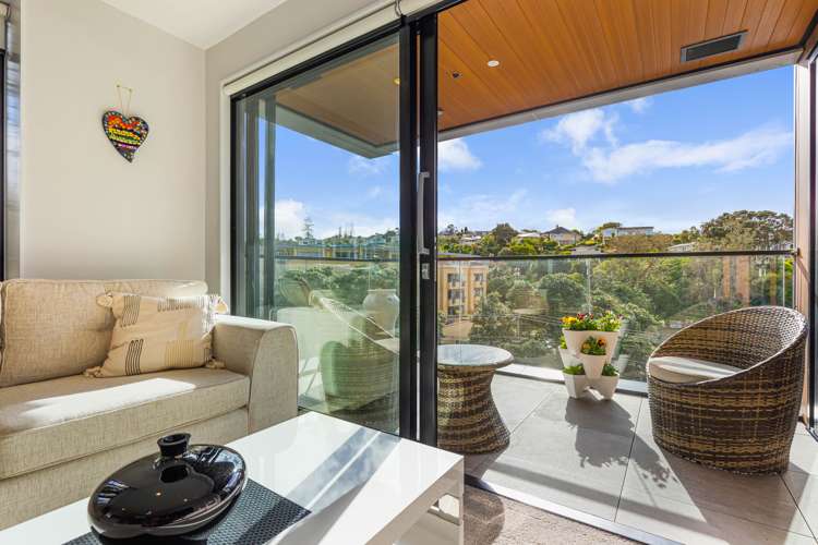 301/4 Bute Road Browns Bay_7