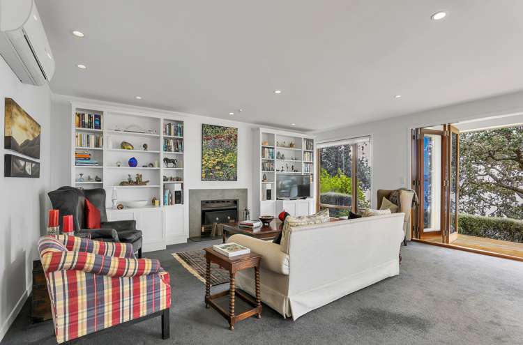 16 Joan Street Point Chevalier_7