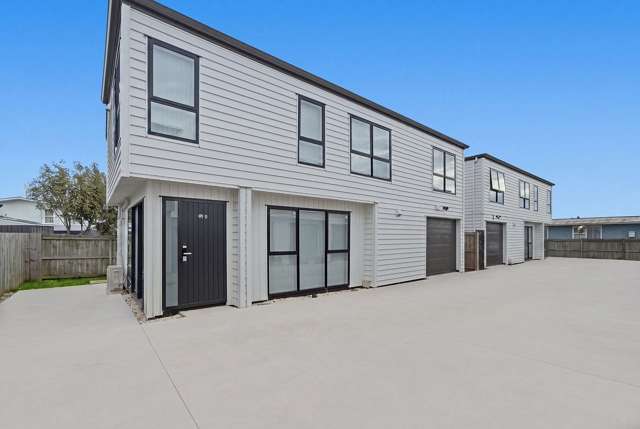3 Bedroom + 3 Bathrooms Townhouse
