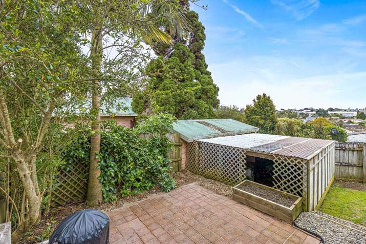 33 Meilland Place Glen Eden_14