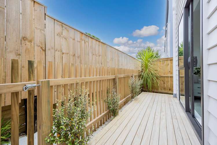 6 /3 Milich Terrace Te Atatu South_7