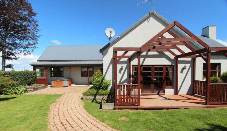 125 Norman Road Winton Surrounds_0