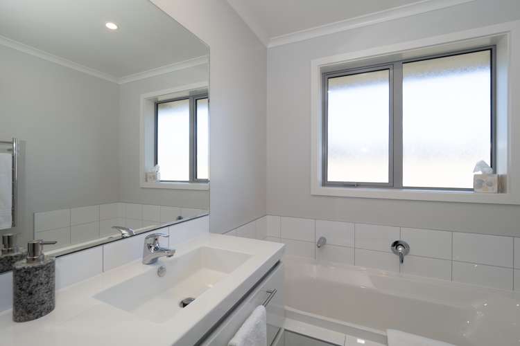 8 Avalon Grove Netherby_16