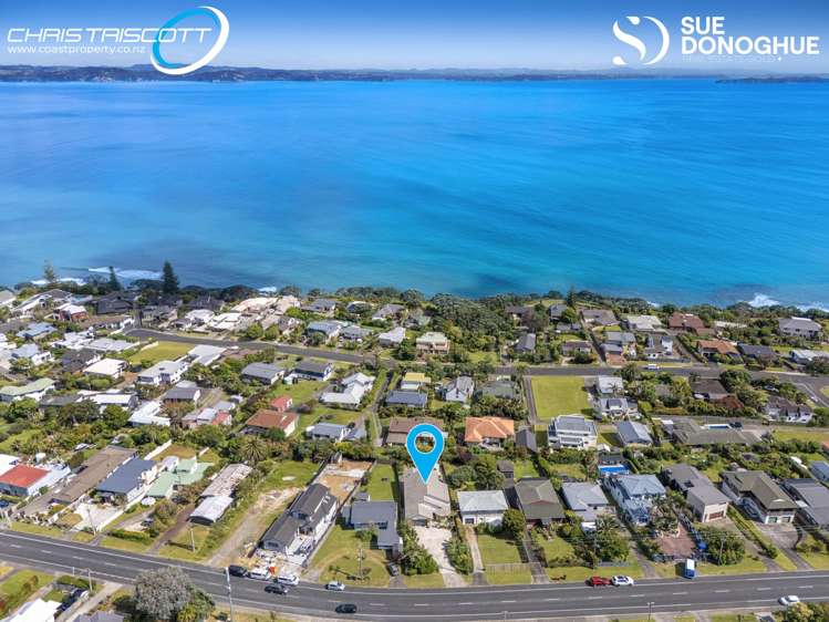 1326 Whangaparaoa Road_2