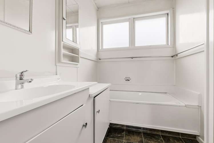 224 Rifle Range Road Taupo Central_16