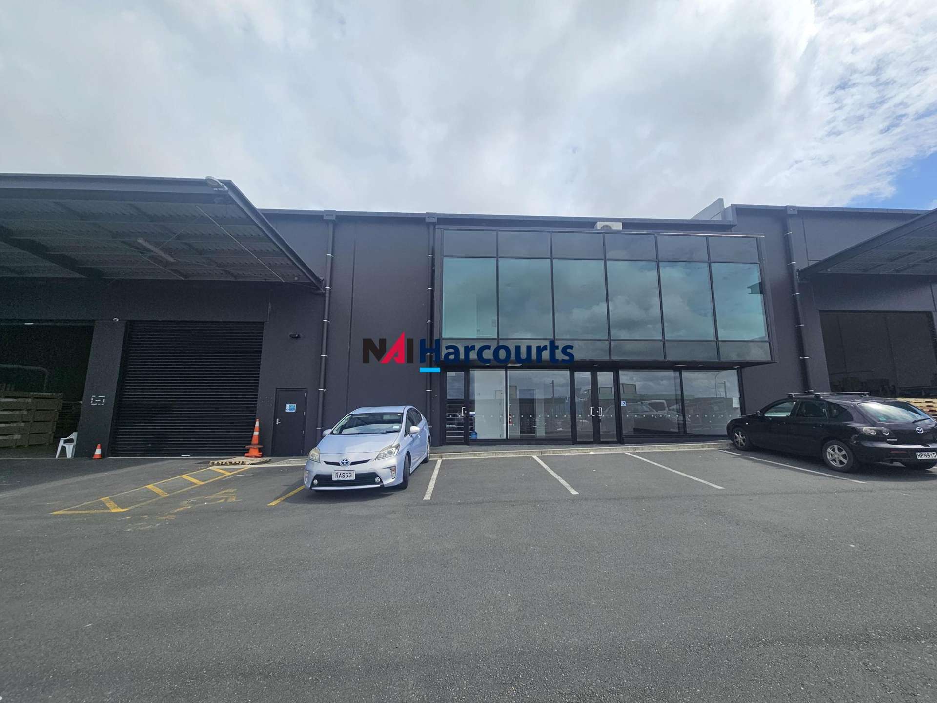 2/5 Northside Drive Westgate_0