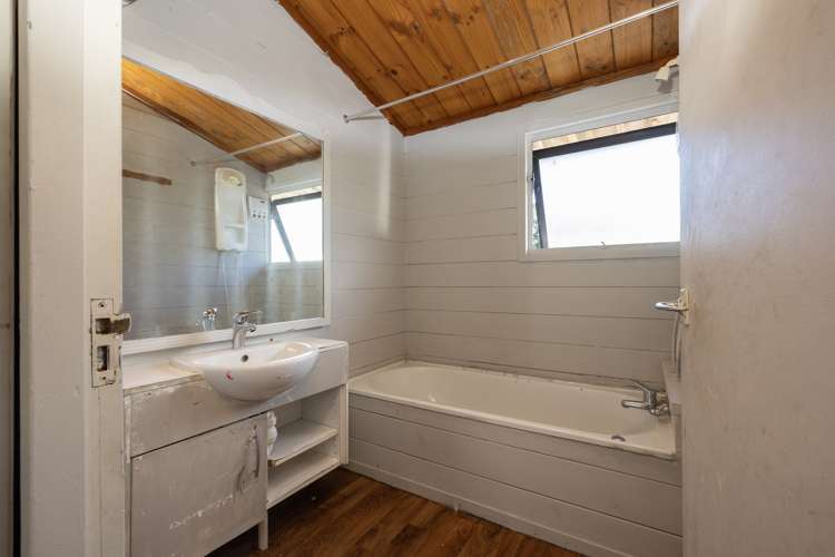 53 Zita Maria Drive Massey_12