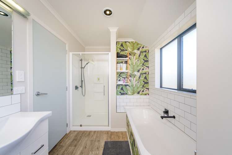 39 Barling Street Himatangi Beach_12