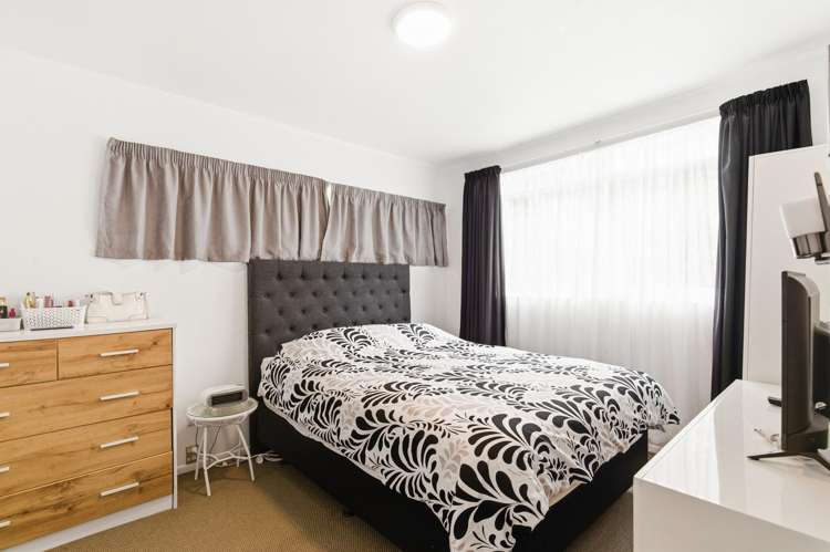 19 Churton Drive Churton Park_4