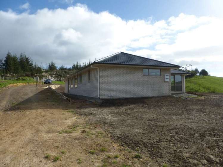 201 Gomez Road Hikurangi_16