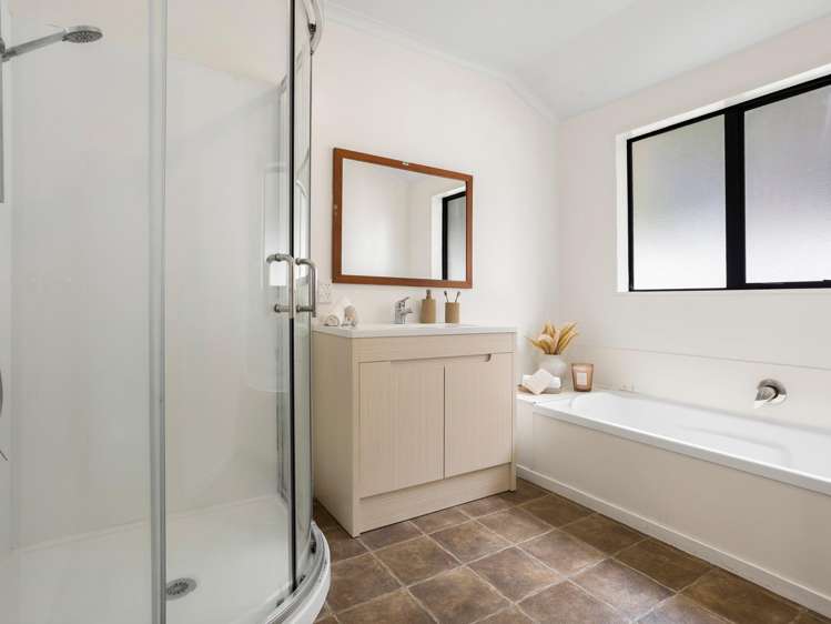 88 Nielsen Gardens Rototuna_15