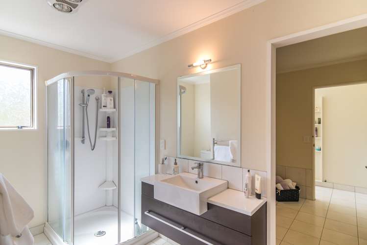 9 Graham Grove Waikanae_15