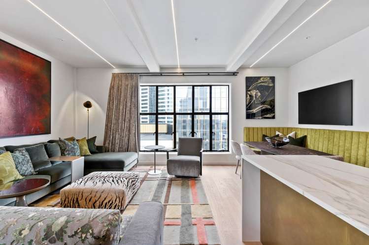 5F/2 Queen Street City Centre_5