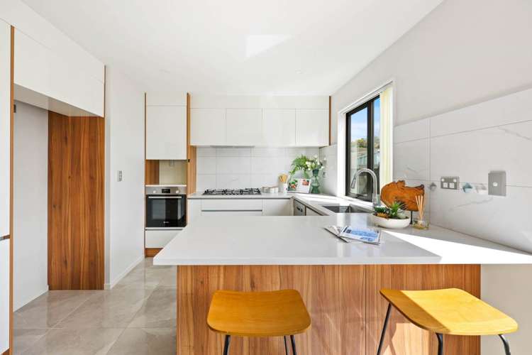 13B Kingussie Place Highland Park_7