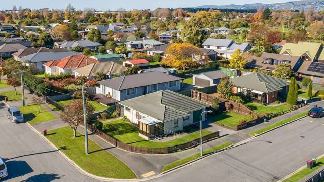 1/96 Halberg Street Dallington_2