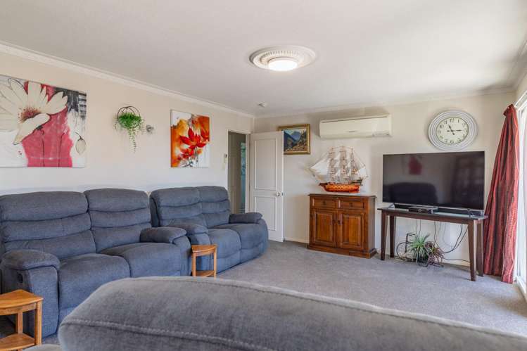 6 Rata Place Glenwood_2