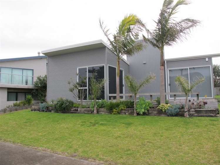 105 Ocean Close Matarangi_0