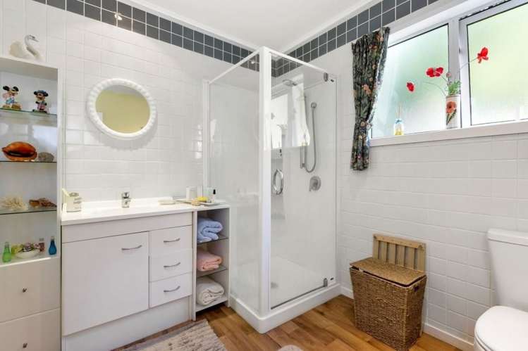 156 Doctors Point Road Waitati_14