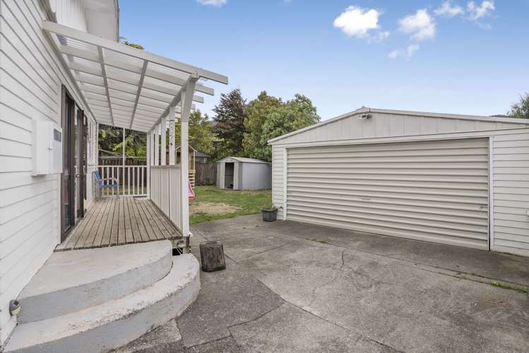 54 Peel Place Wainuiomata_14