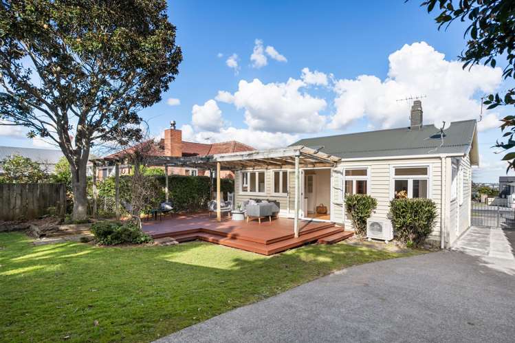 138 Grey Street Onehunga_10