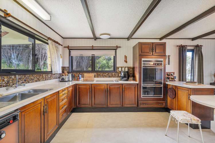 219 Buffalo Beach Road Whitianga_16