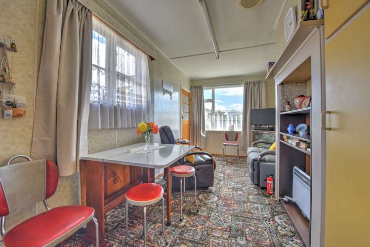 2 Churchill Avenue Gore_13